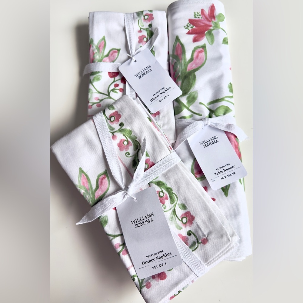 Williams Sonoma Painted Vine Cotton Twill Table Runner & 8 Napkins, NWTs $169